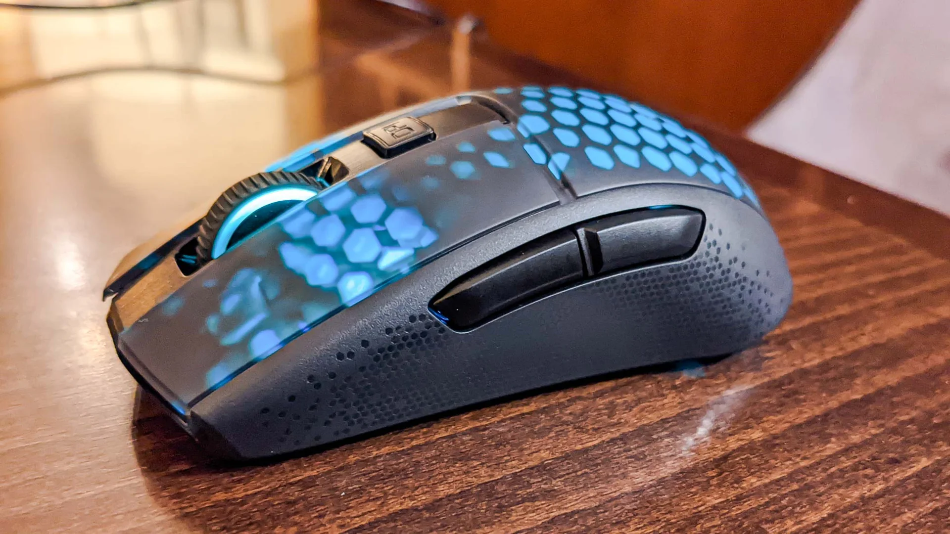 Screenshot of gaming mouse customization software interface.
